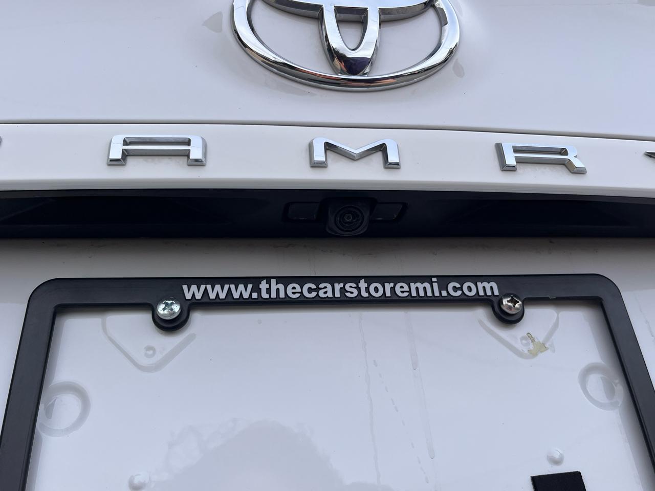 Toyota Camry  2019