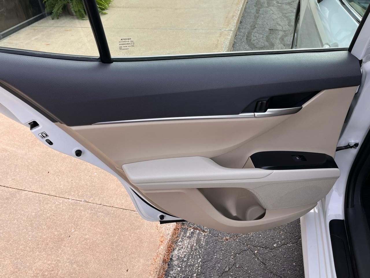 Toyota Camry  2019