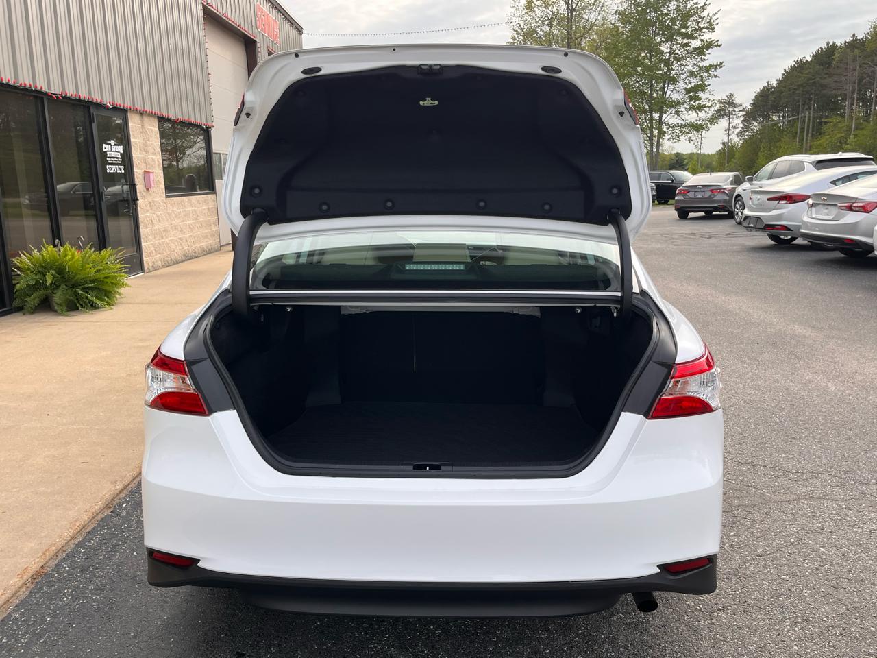 Toyota Camry  2019
