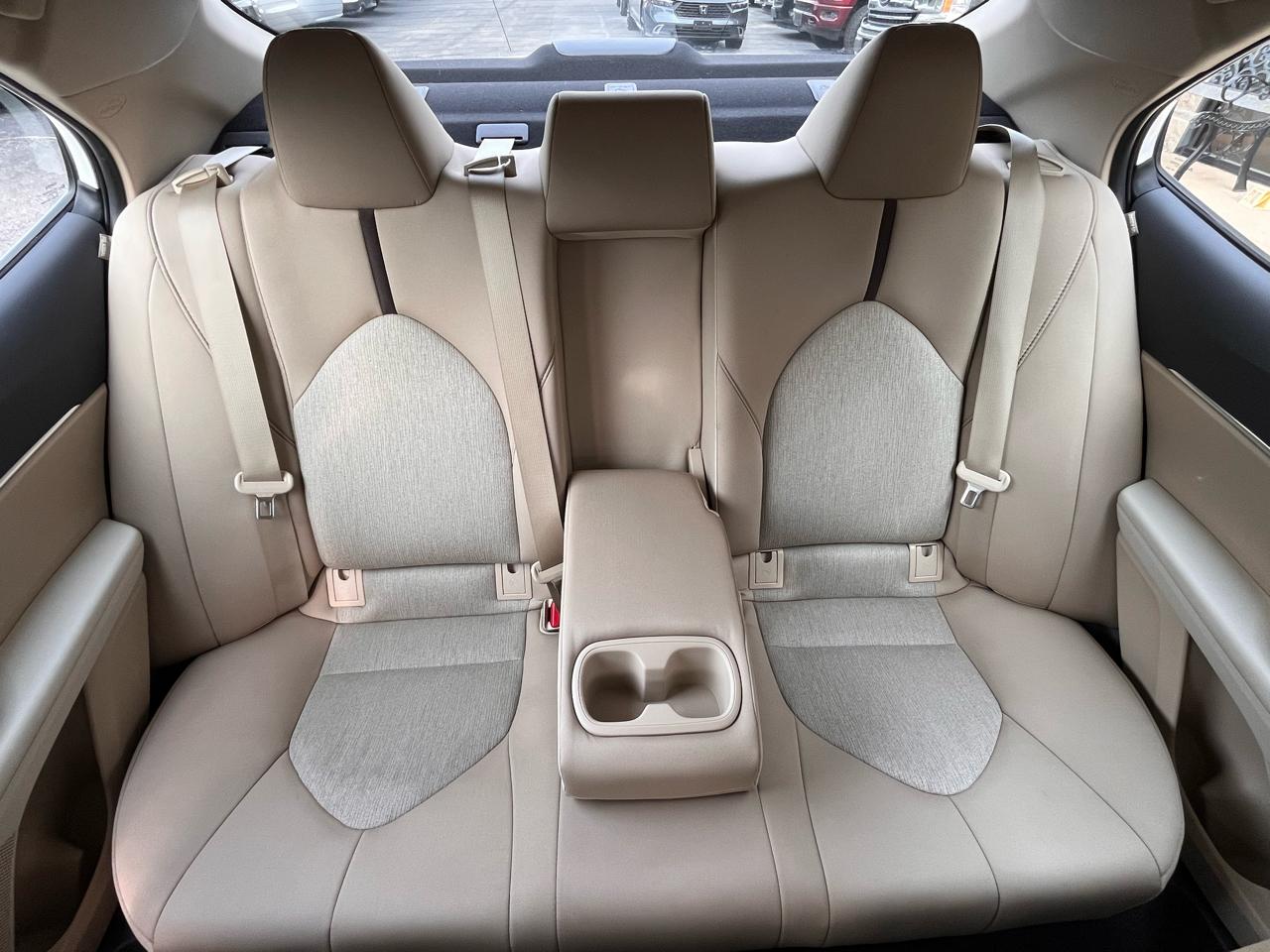Toyota Camry  2019