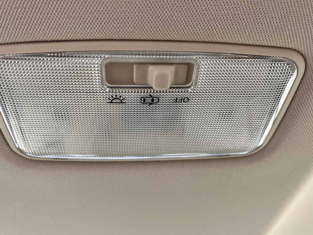 Toyota Camry  2019