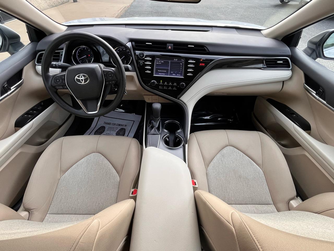 Toyota Camry  2019