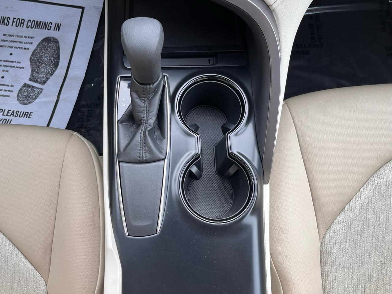 Toyota Camry  2019
