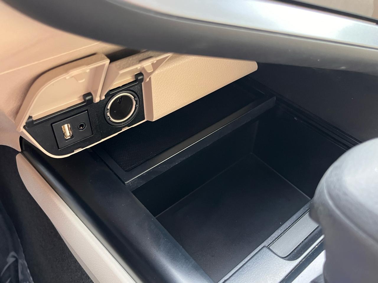 Toyota Camry  2019