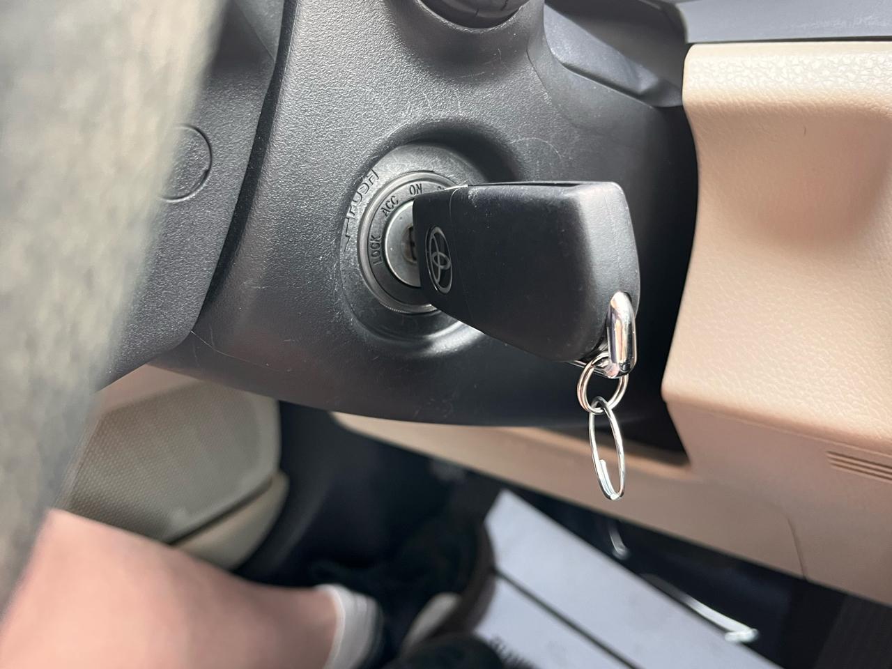 Toyota Camry  2019