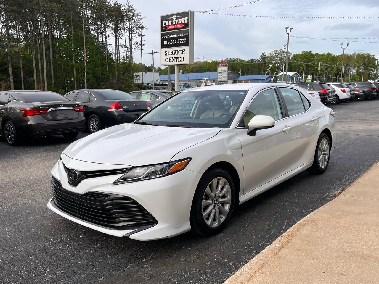 Toyota Camry  2019