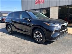 2023 Toyota Highlander 