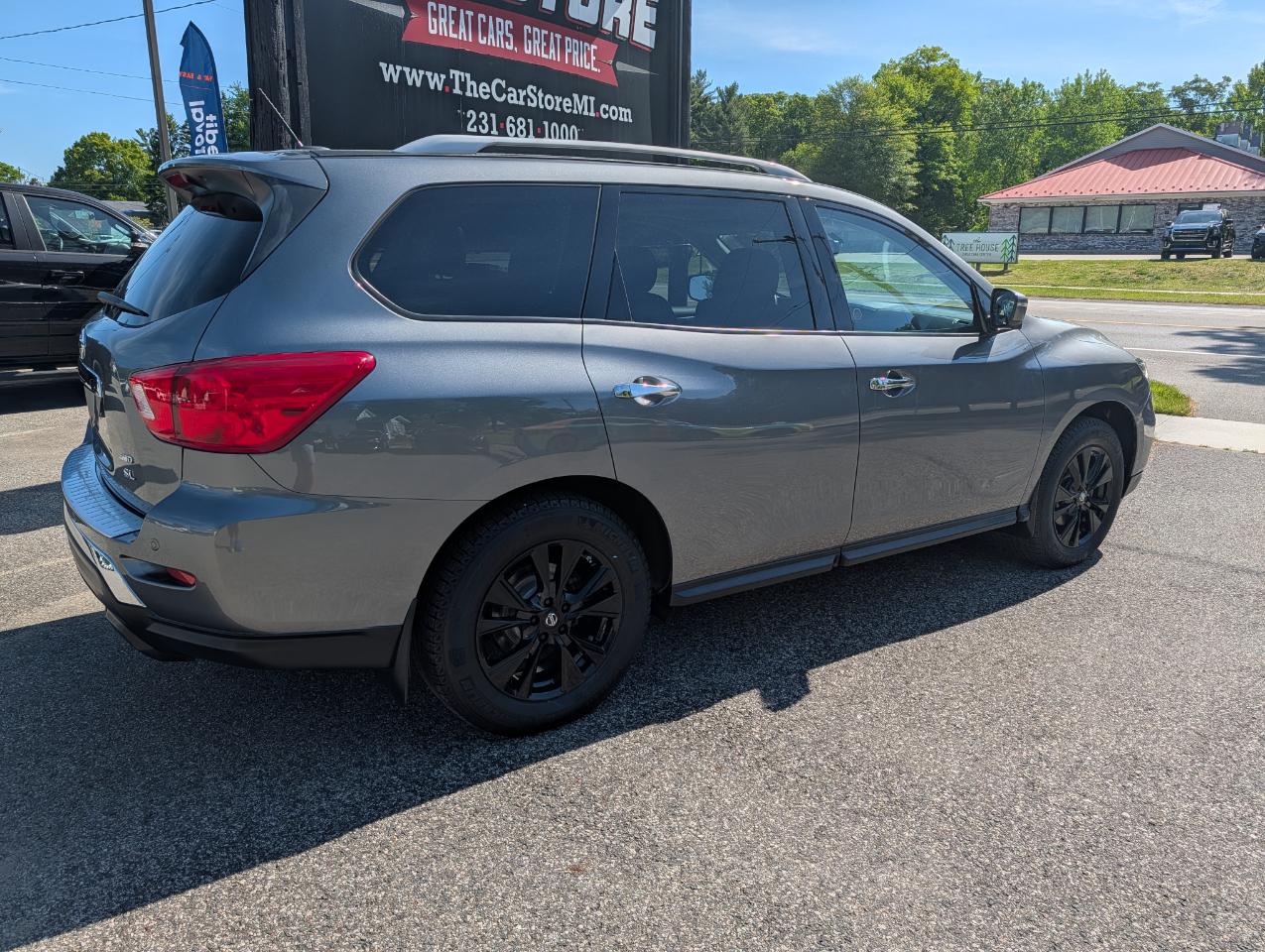 Nissan Pathfinder 4x4 SL 2018