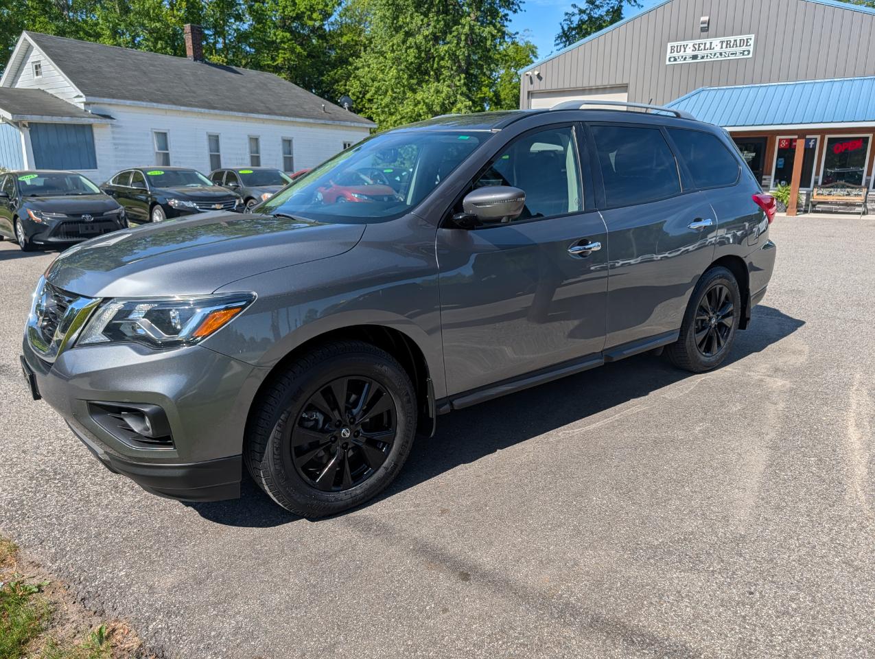 Nissan Pathfinder 4x4 SL 2018