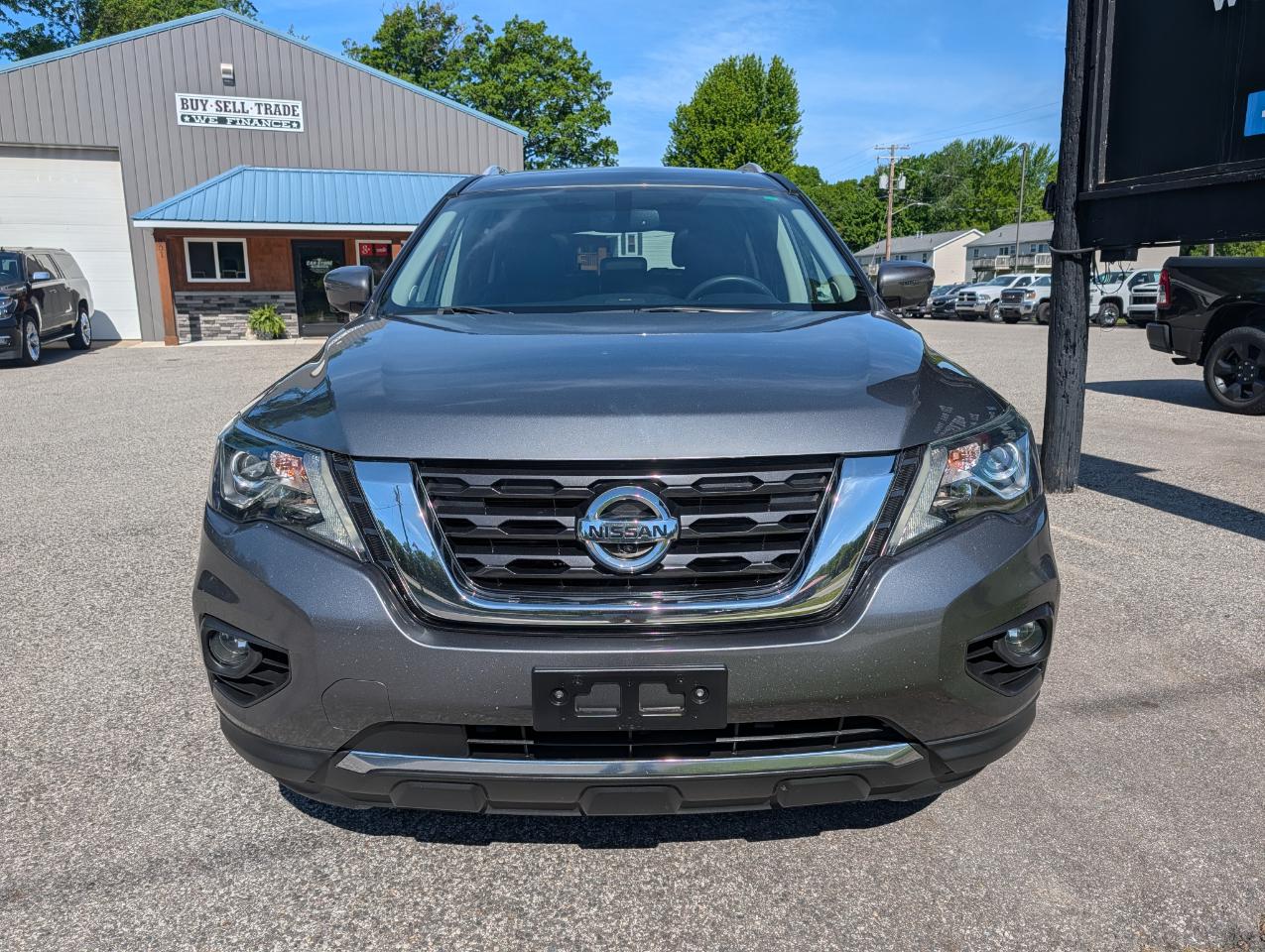 Nissan Pathfinder 4x4 SL 2018