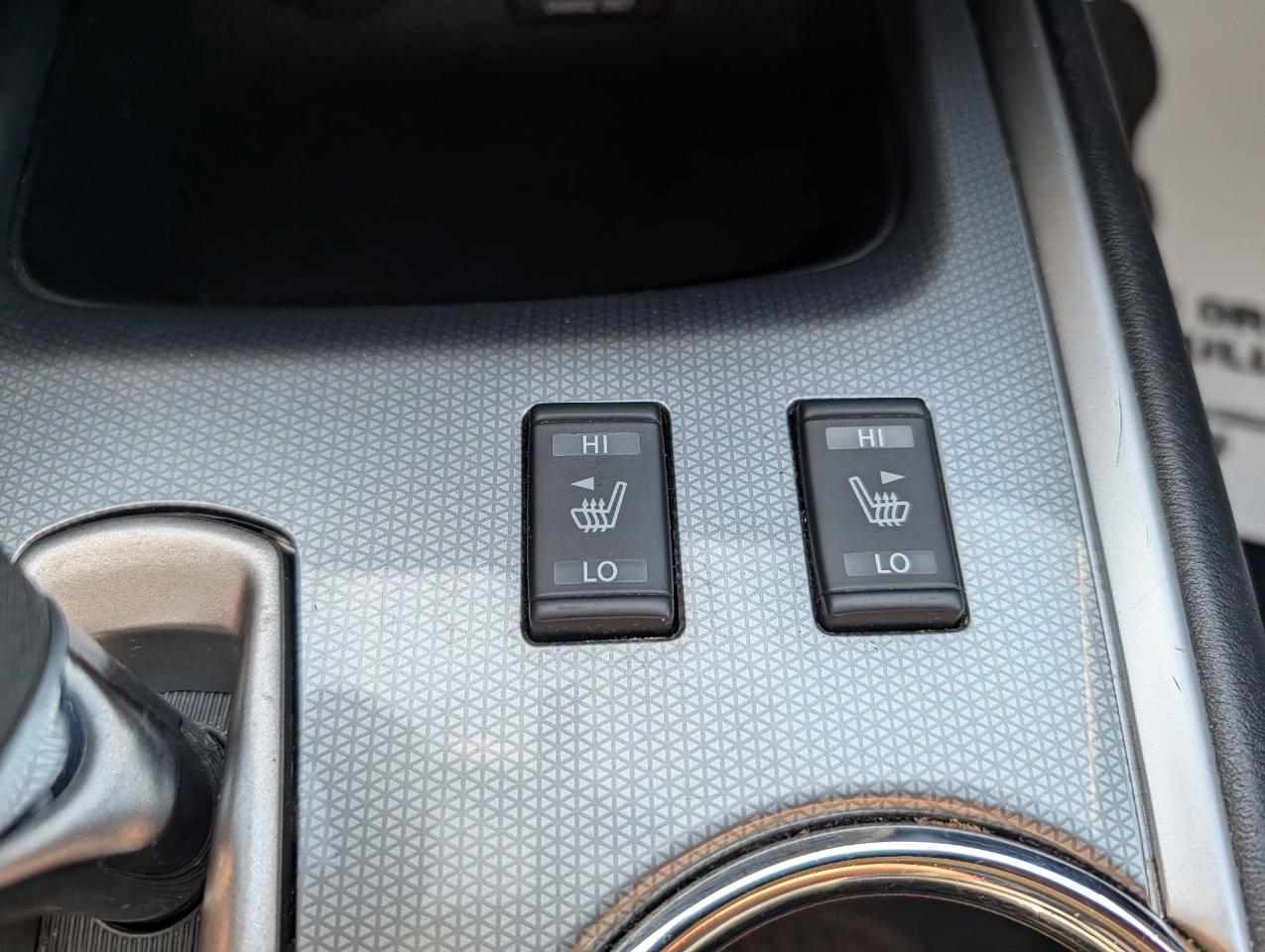 Nissan Pathfinder 4x4 SL 2018
