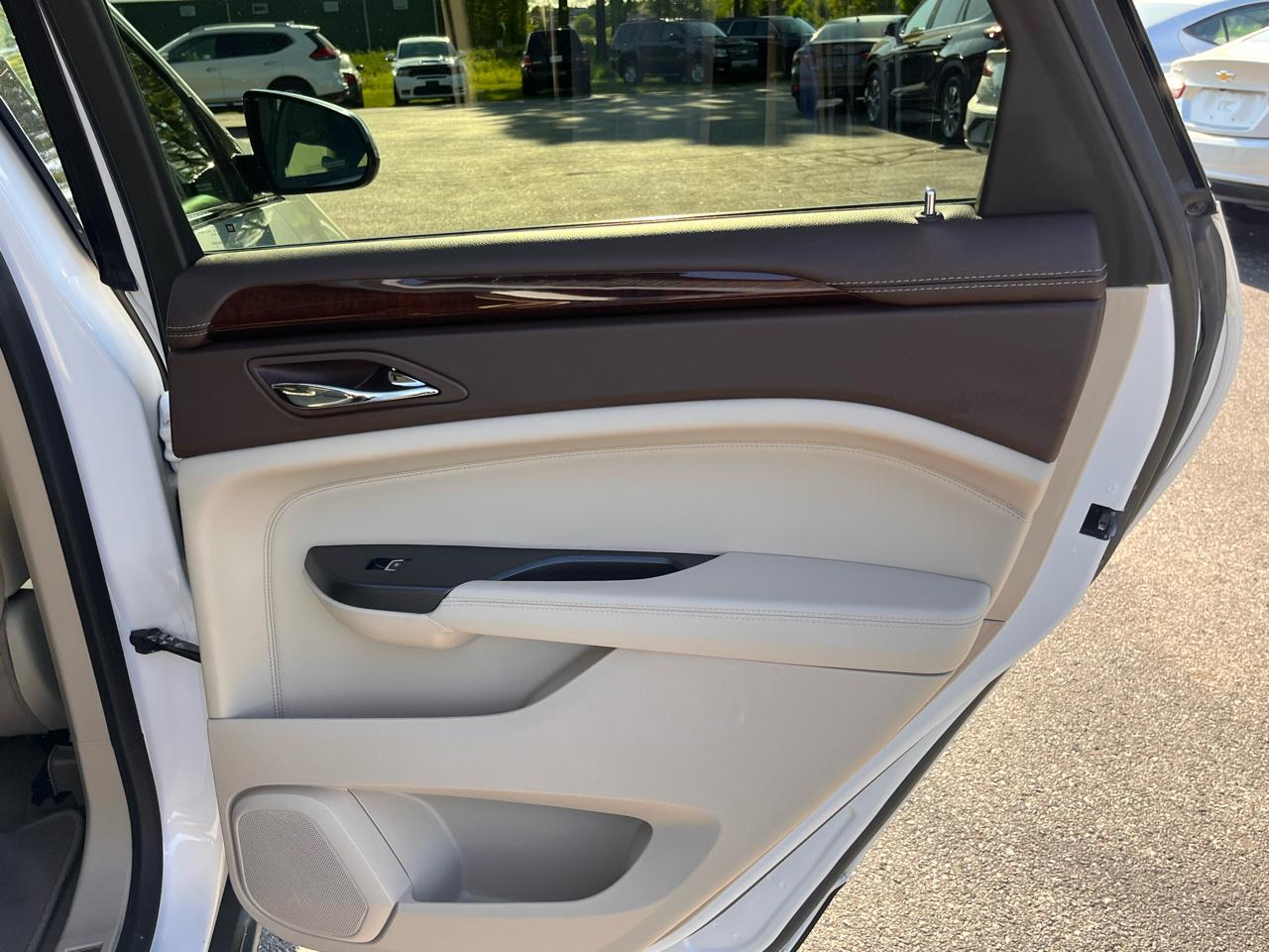 Cadillac SRX AWD 4dr Premium Collection 2015