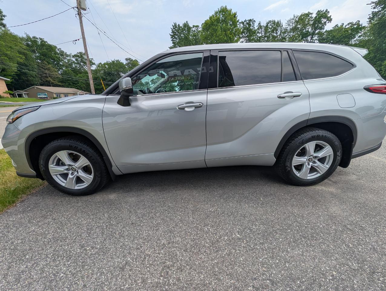 Toyota Highlander LE AWD (Natl) 2022