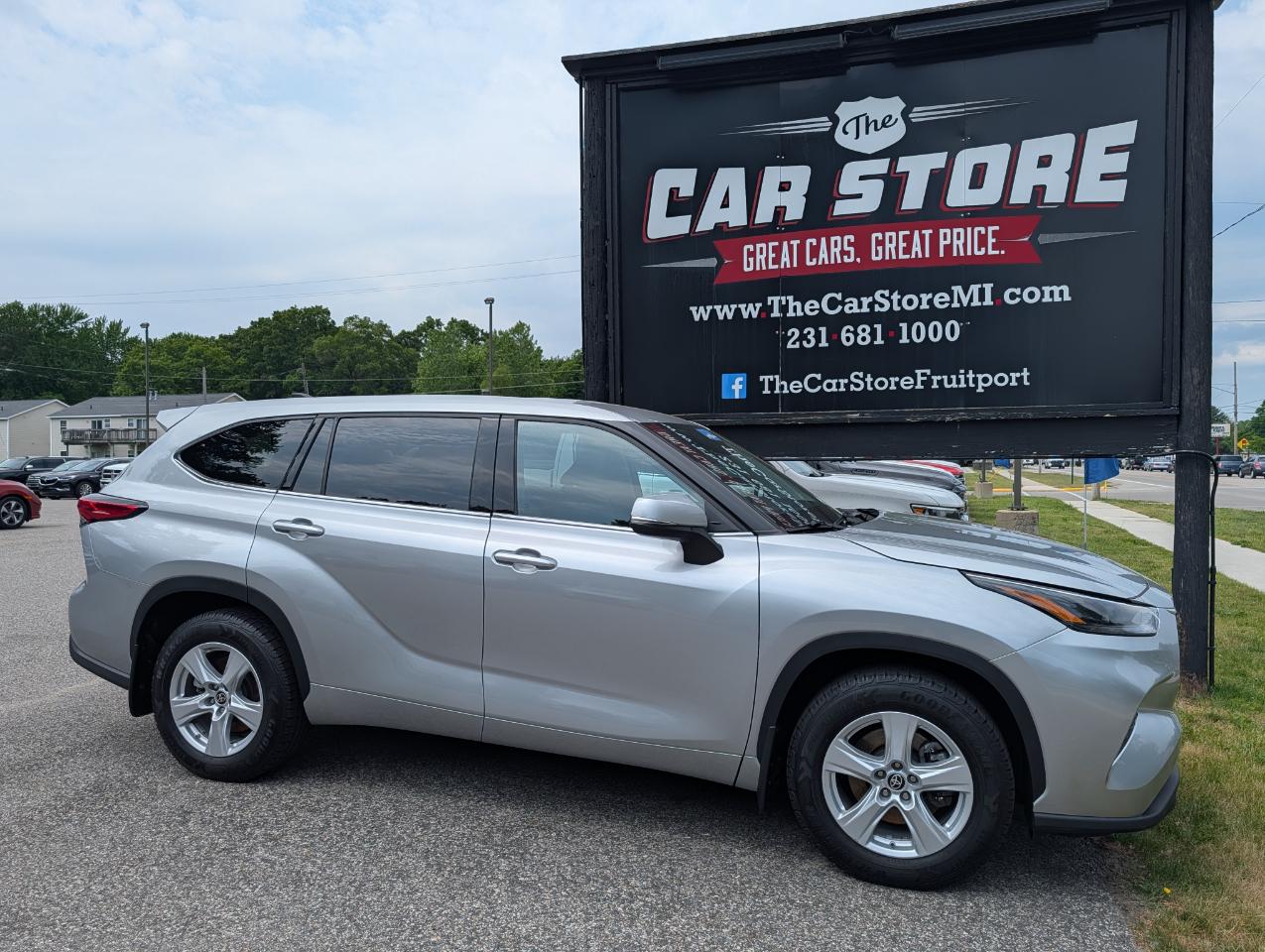 Toyota Highlander LE AWD (Natl) 2022