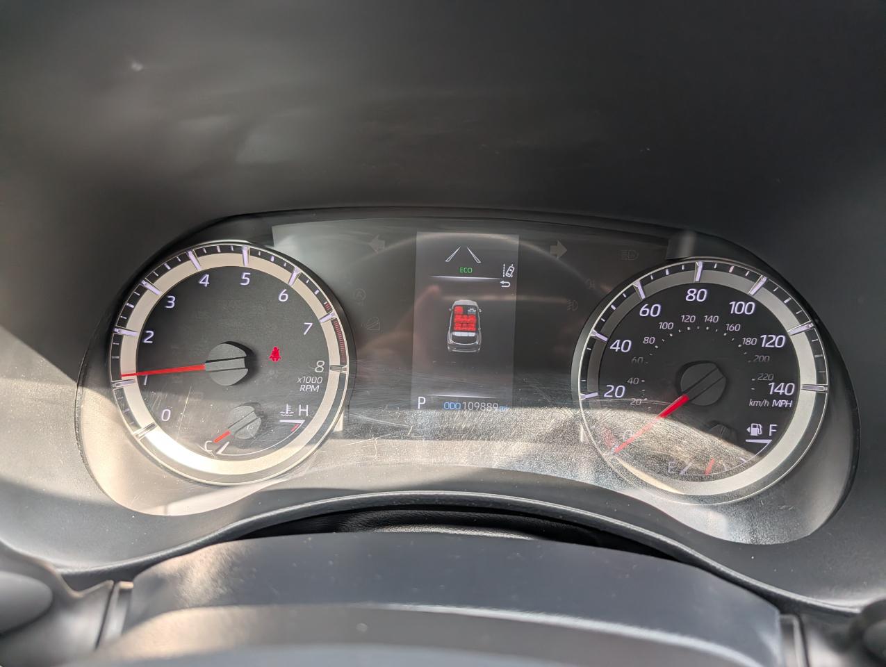 Toyota Highlander LE AWD (Natl) 2022