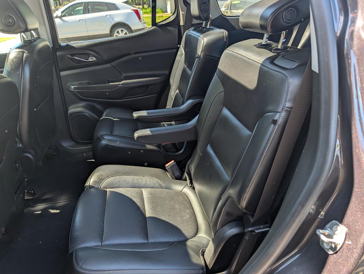 GMC Acadia AWD 4dr SLT w/SLT-1 2018