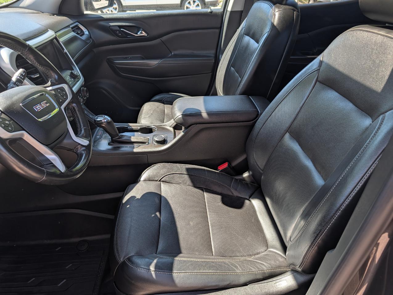 GMC Acadia AWD 4dr SLT w/SLT-1 2018