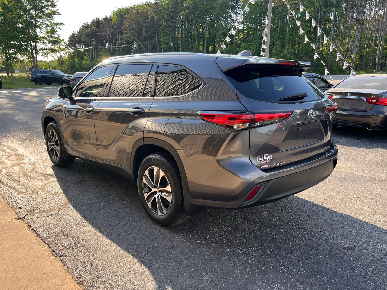Toyota Highlander  2021