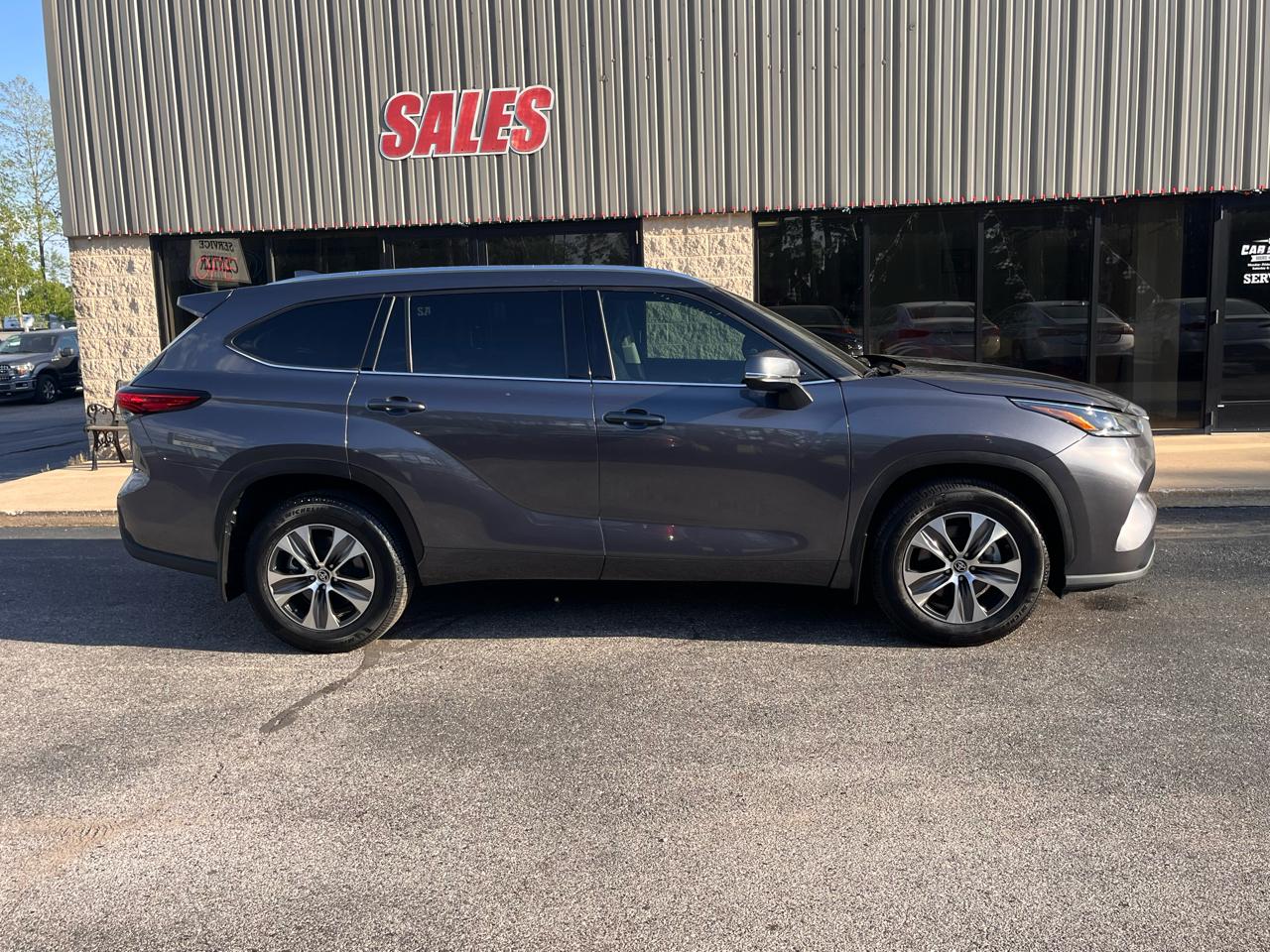 Toyota Highlander  2021