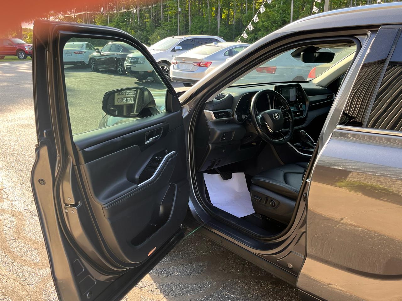 Toyota Highlander  2021