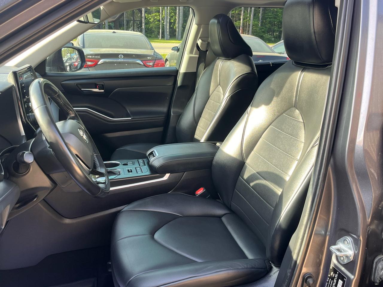Toyota Highlander  2021