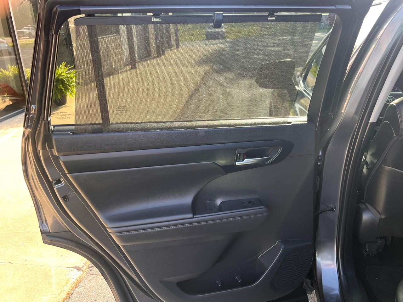 Toyota Highlander  2021