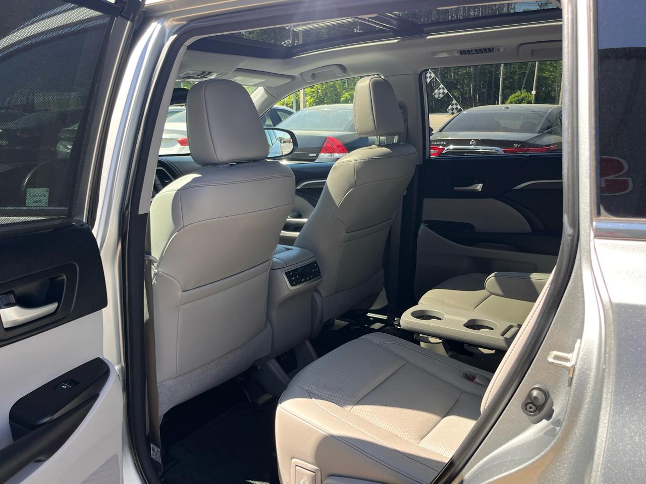 Toyota Highlander  2018