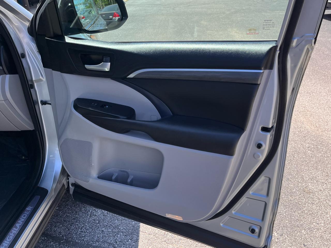 Toyota Highlander  2018