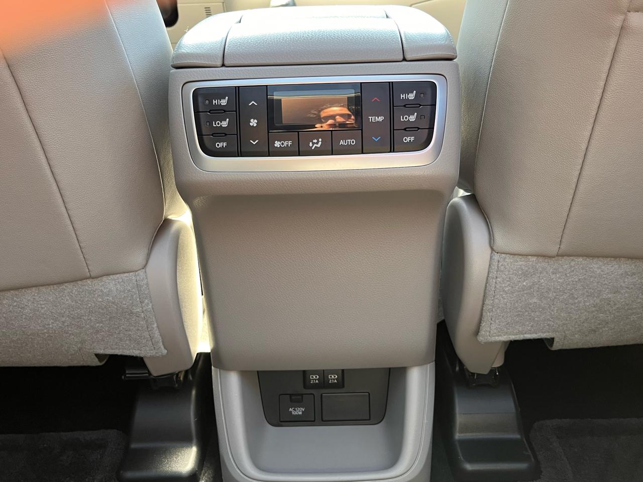 Toyota Highlander  2018