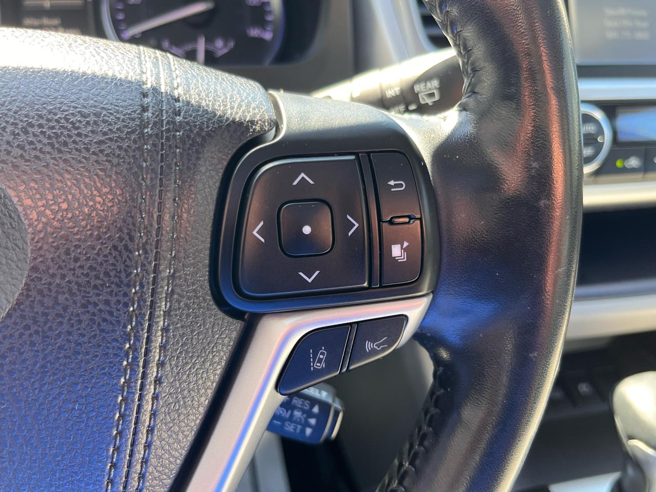 Toyota Highlander  2018