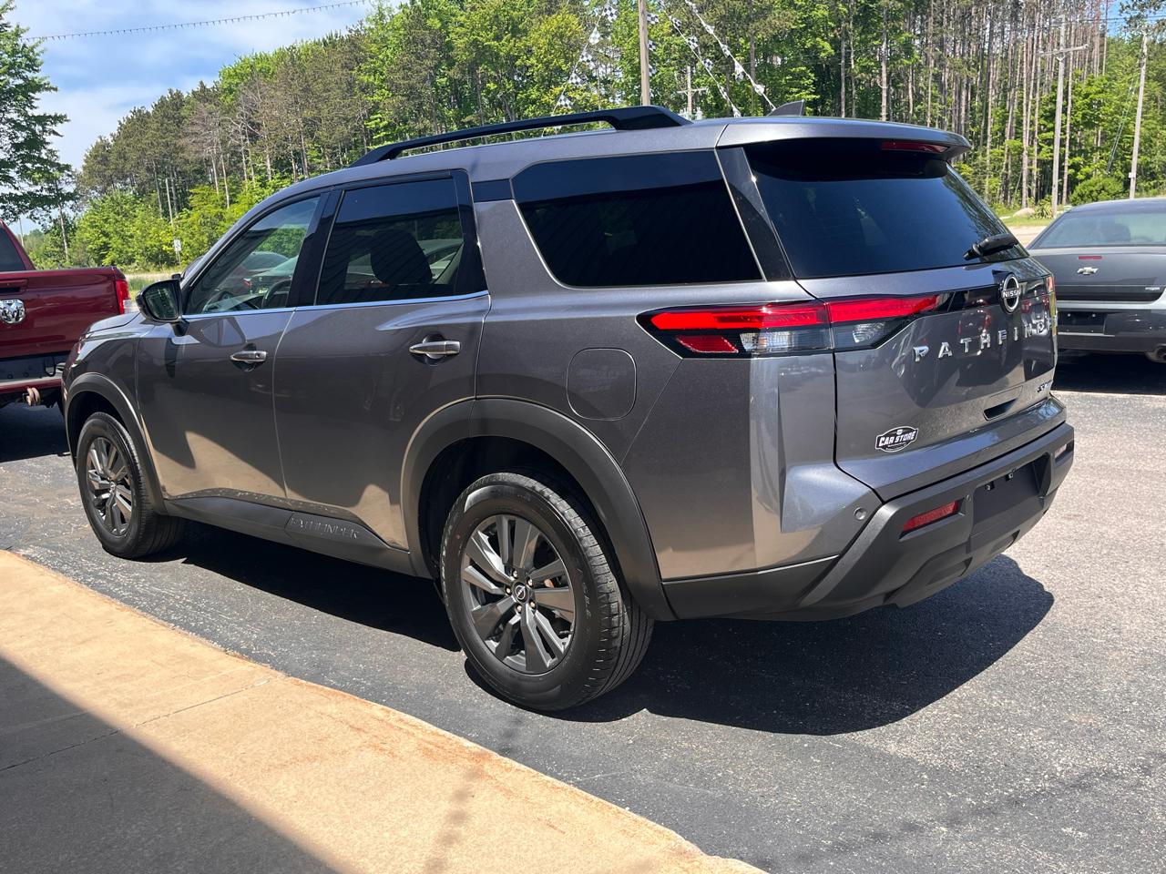 Nissan Pathfinder SV 4WD 2022
