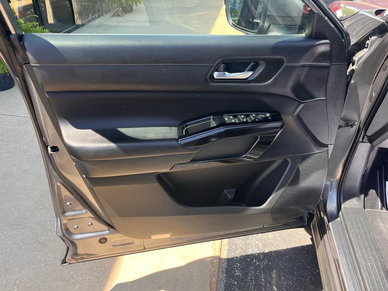Nissan Pathfinder SV 4WD 2022