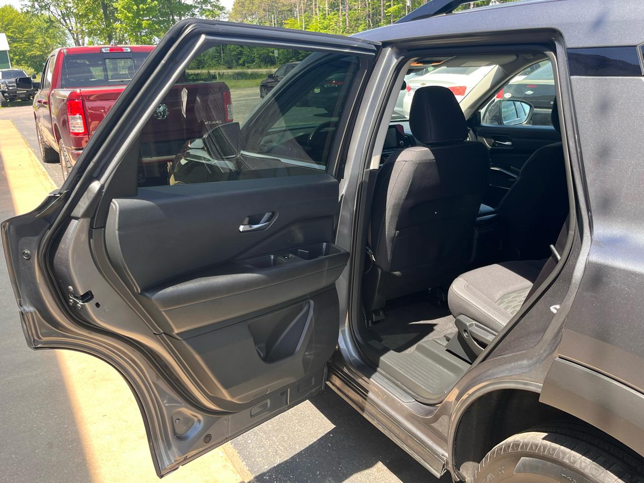 Nissan Pathfinder SV 4WD 2022