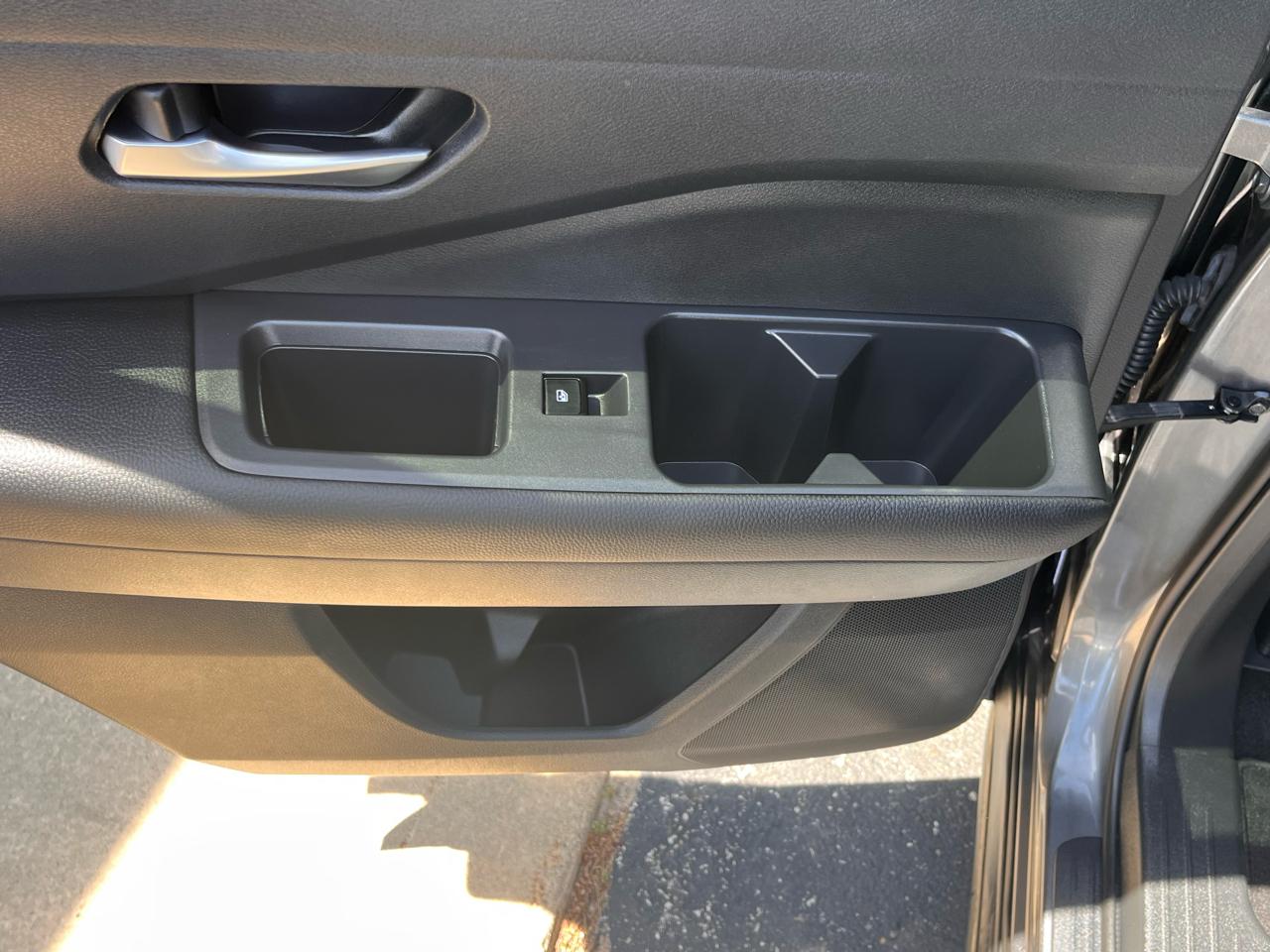Nissan Pathfinder SV 4WD 2022