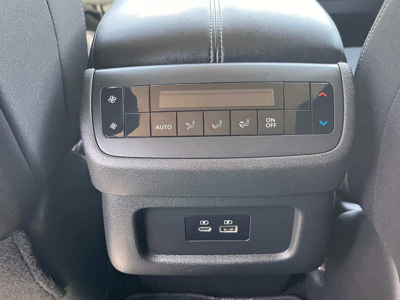 Nissan Pathfinder SV 4WD 2022