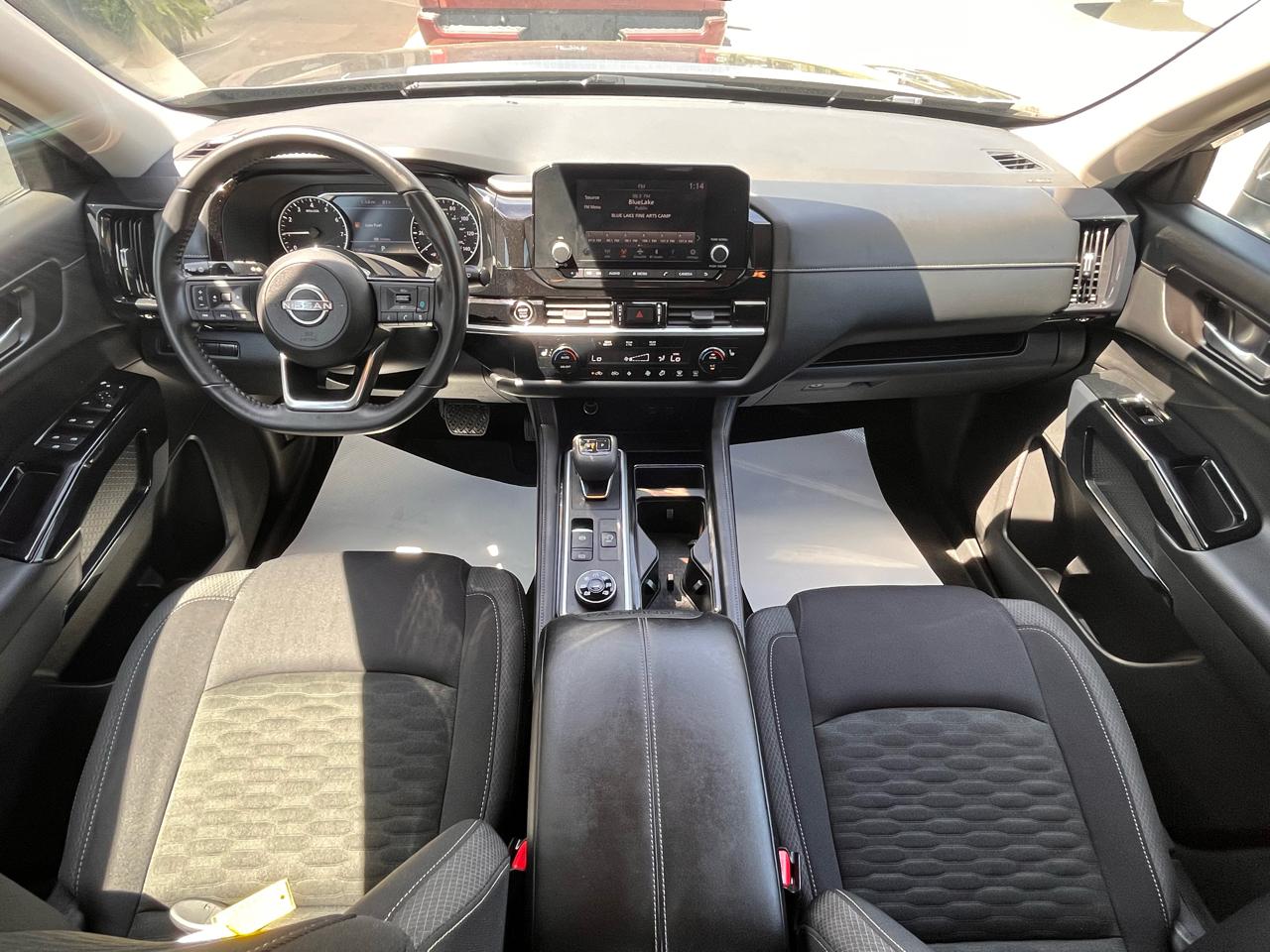 Nissan Pathfinder SV 4WD 2022