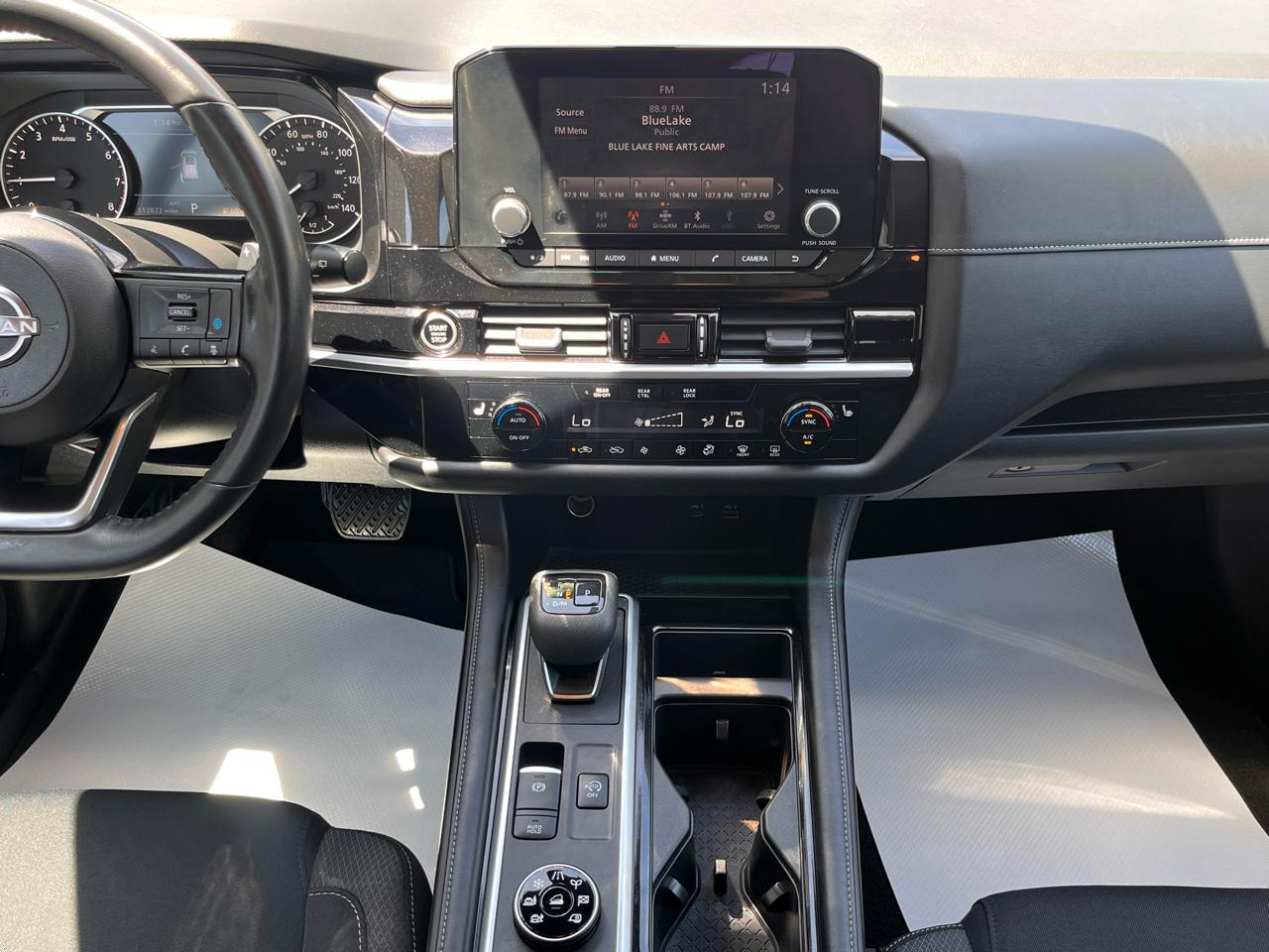 Nissan Pathfinder SV 4WD 2022