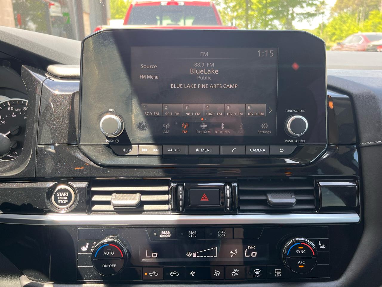 Nissan Pathfinder SV 4WD 2022