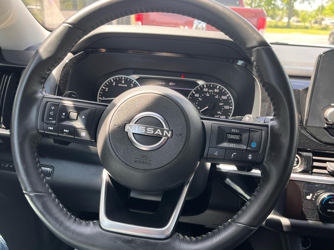 Nissan Pathfinder SV 4WD 2022