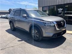2022 Nissan Pathfinder 