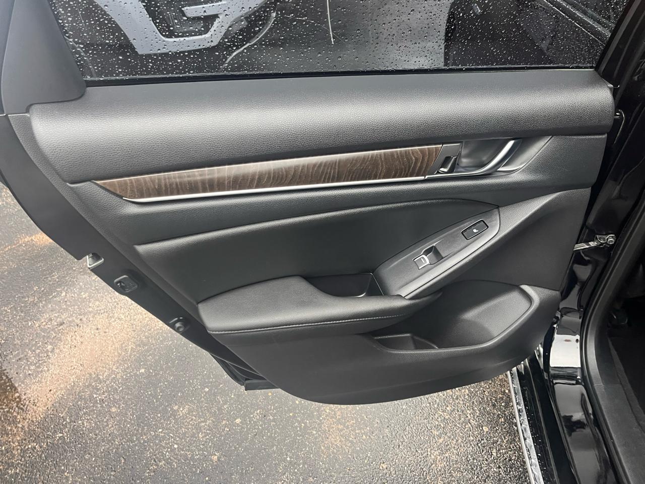 Honda Accord Hybrid Touring Sedan 2019