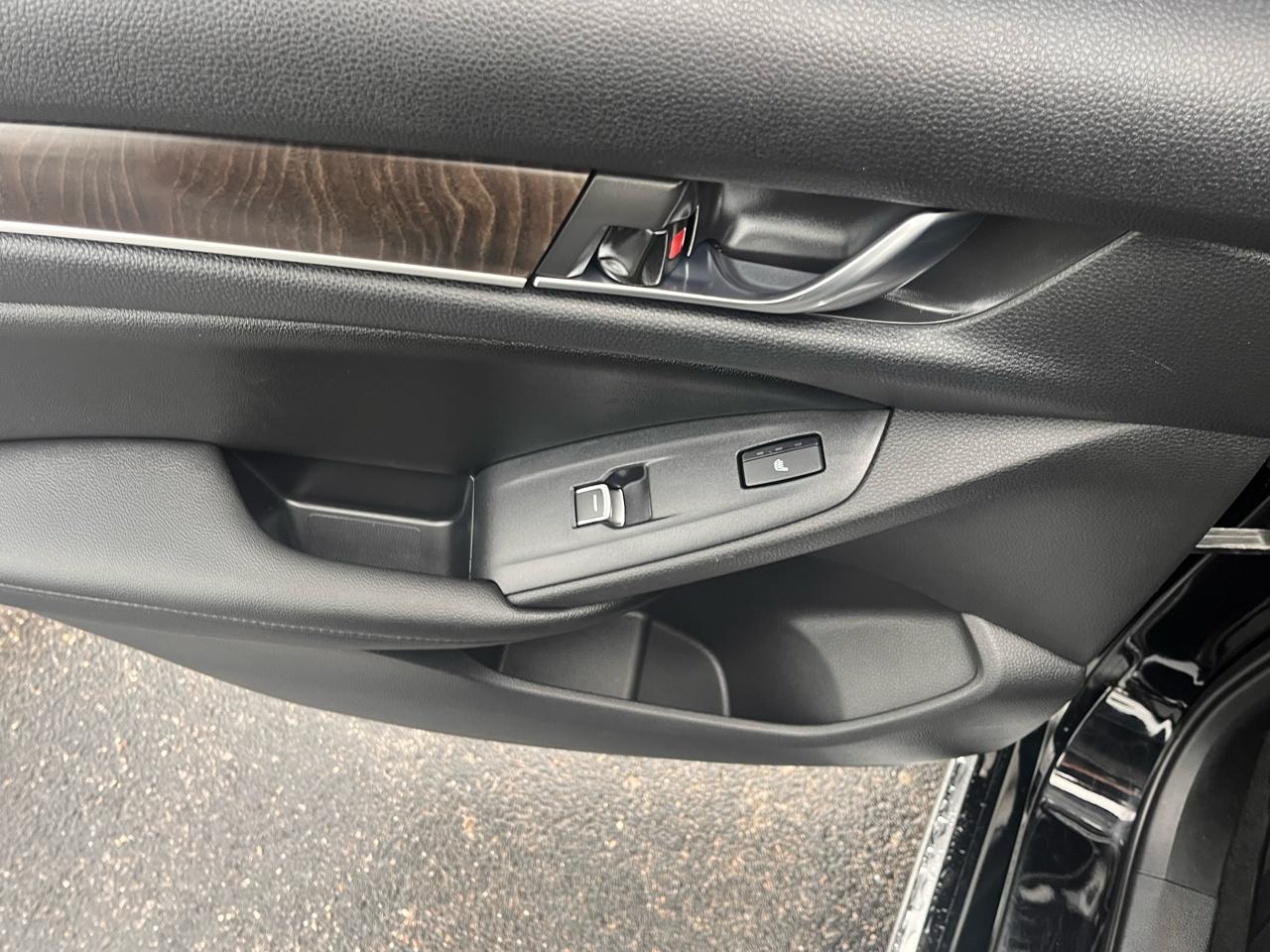 Honda Accord Hybrid Touring Sedan 2019