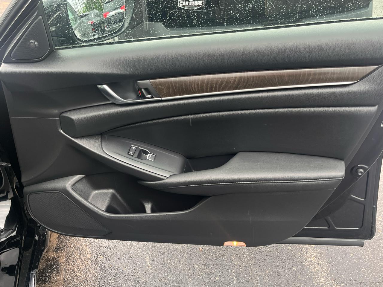 Honda Accord Hybrid Touring Sedan 2019