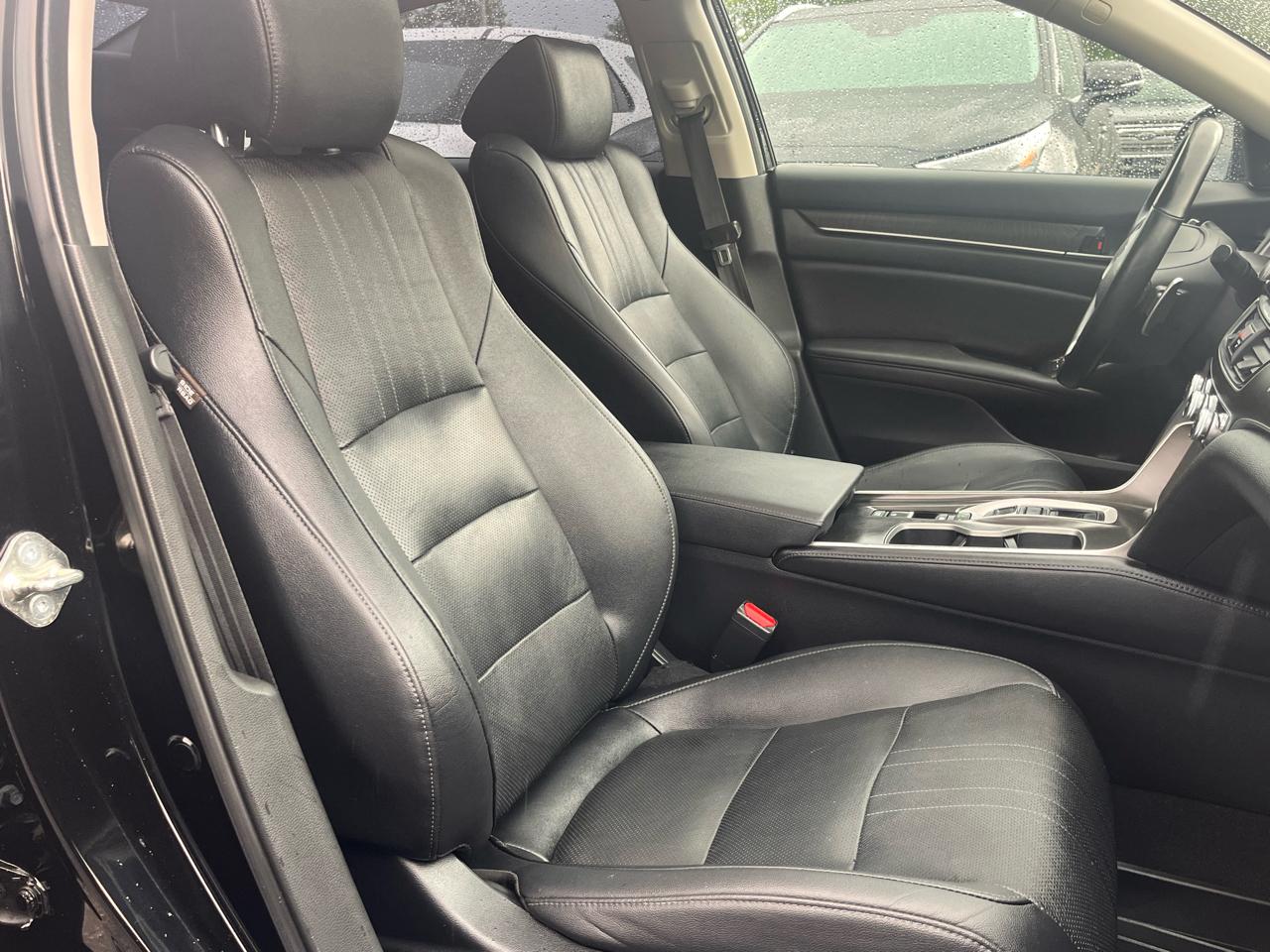 Honda Accord Hybrid Touring Sedan 2019