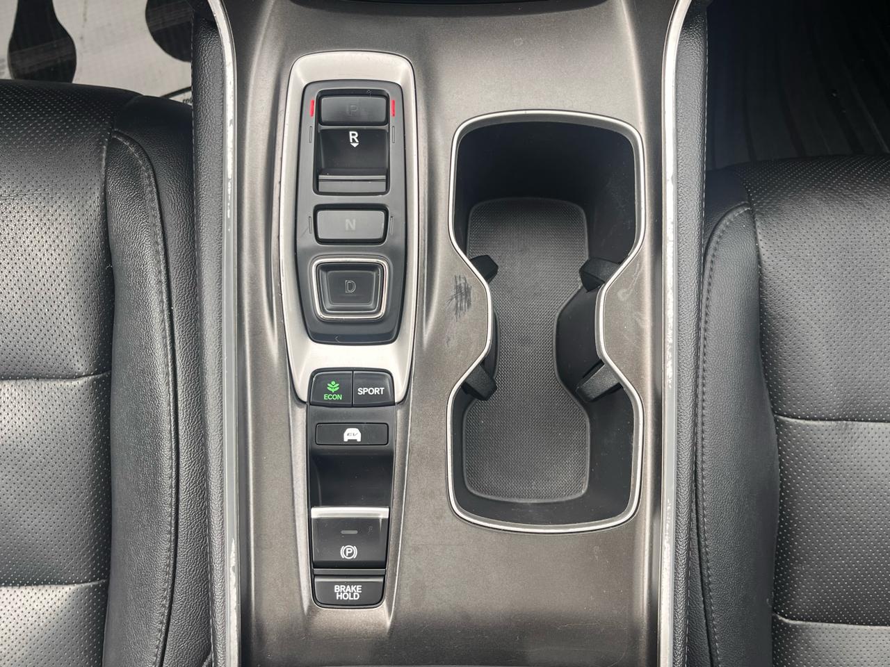 Honda Accord Hybrid Touring Sedan 2019