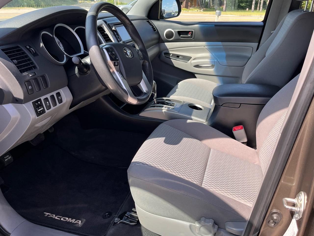 Toyota Tacoma  2015
