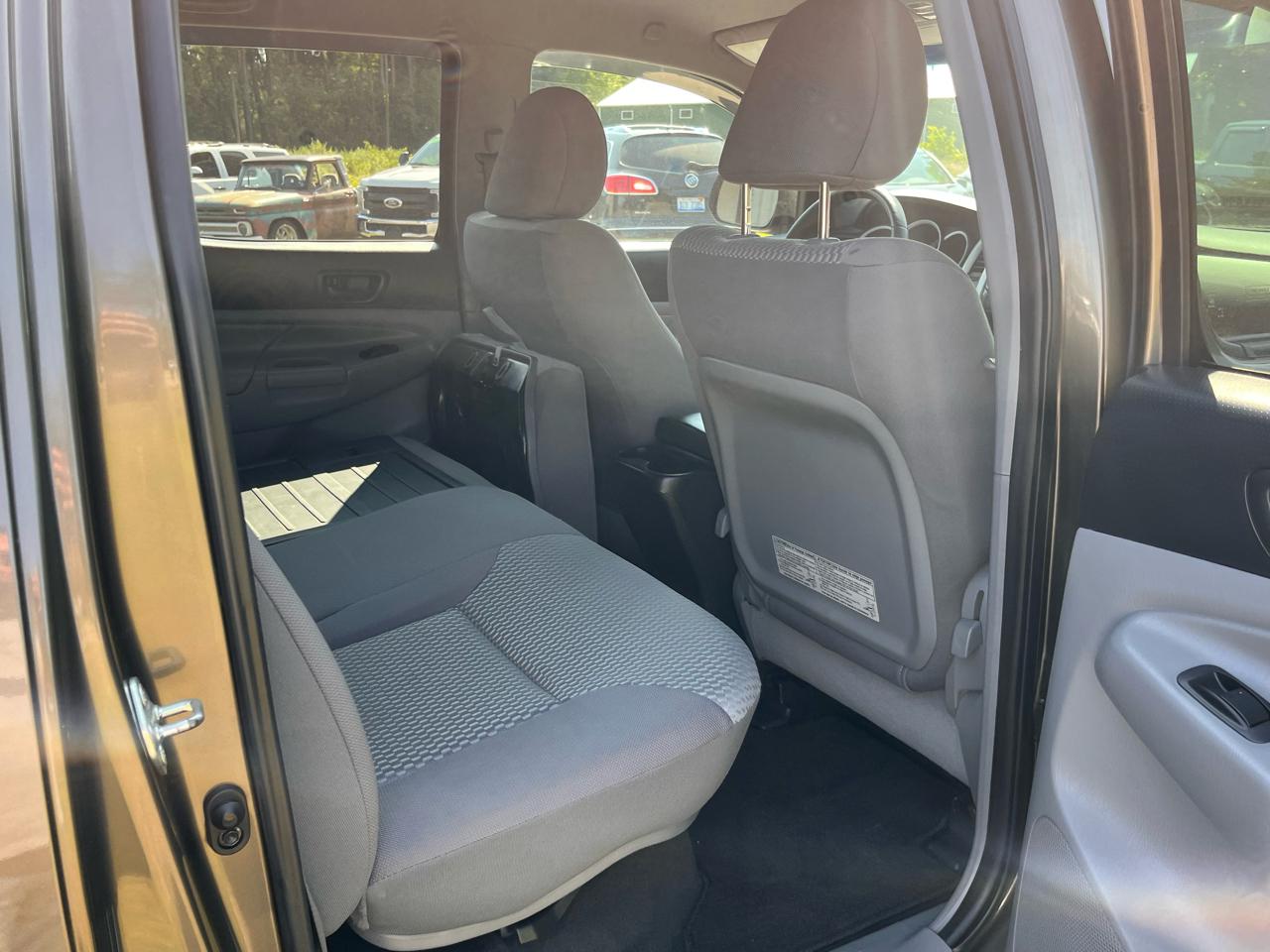 Toyota Tacoma  2015