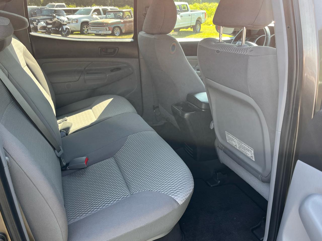 Toyota Tacoma  2015