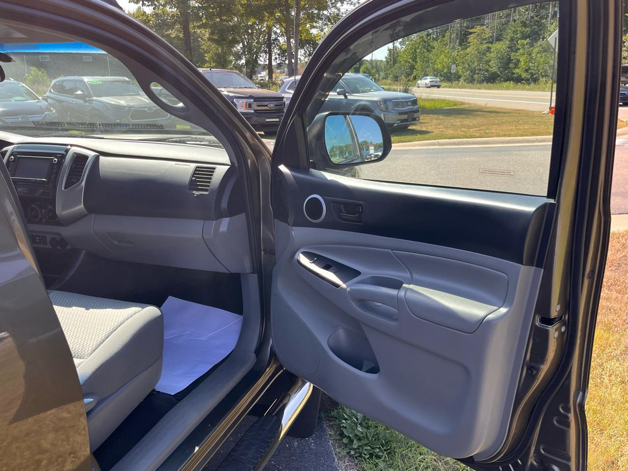 Toyota Tacoma  2015