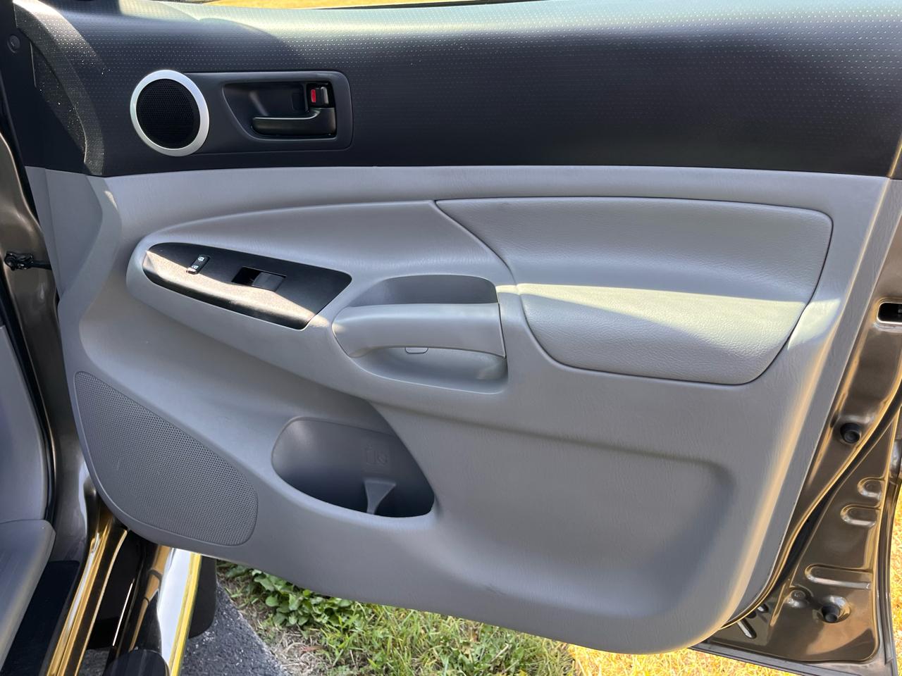 Toyota Tacoma  2015
